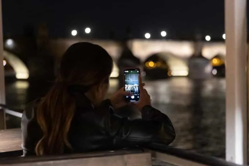 Prágai jazz hajókirándulás élő koncerttel és választható 3 fogásos étkezéssel