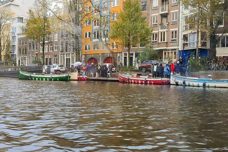 Crociere nei canali di Amsterdam con cibo e bevande illimitati (Capitano Jack)