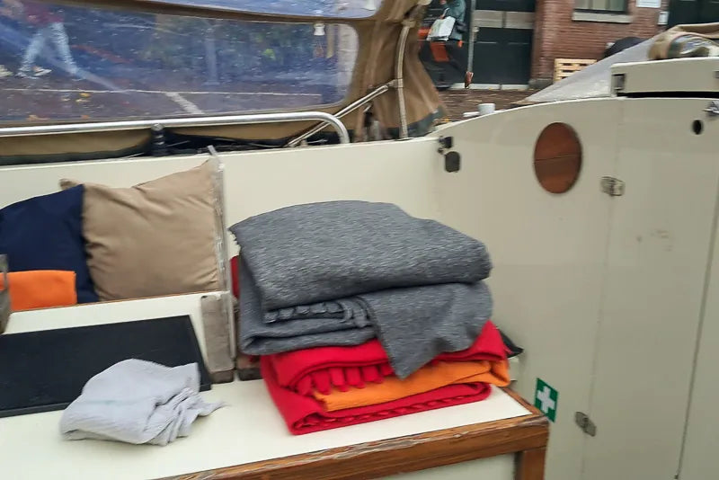 Crociera nei canali di Amsterdam con opzione bevande e snack illimitati (Amicizia)