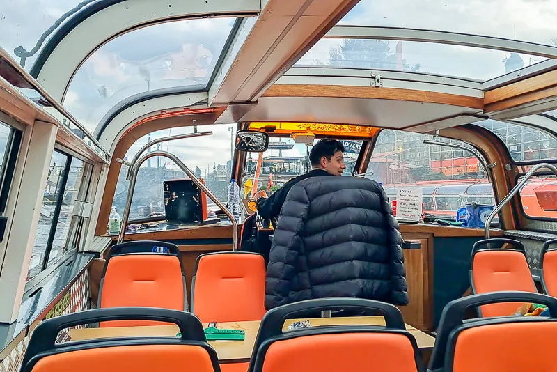 Crociere turistiche sui canali di Amsterdam senza bevande/cibo (Canale degli innamorati)