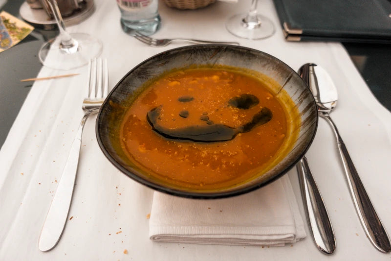 Crociera romantica a Budapest con cena a lume di candela e musica dal vivo (4 portate)