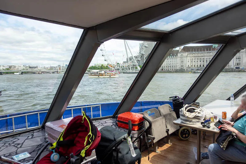 Chuyến du thuyền tham quan sông Thames ở London có thể lên xuống tùy ý với bình luận trực tiếp