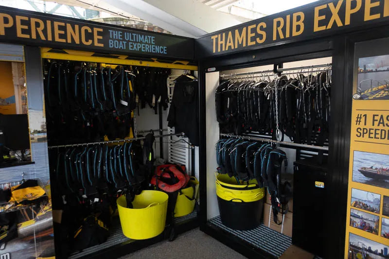 Chuyến du thuyền tốc độ trên sông Thames ở London với bình luận trực tiếp (Thames Ribs)