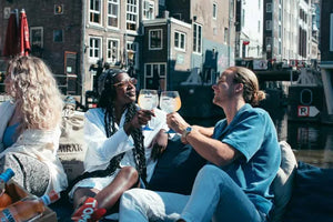 Chuyến du thuyền kênh Amsterdam với tùy chọn đồ uống và đồ ăn nhẹ không giới hạn (Tình bạn)