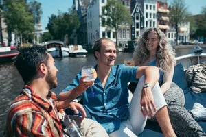 Chuyến du thuyền kênh Amsterdam với tùy chọn đồ uống và đồ ăn nhẹ không giới hạn (Tình bạn)