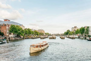 Croisière sur les canaux d'Amsterdam avec fromage et boissons illimités en option (vaisseau amiral)