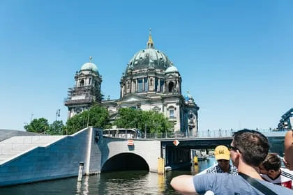 Berlin 1-Hour City River Cruise with Audio Guide