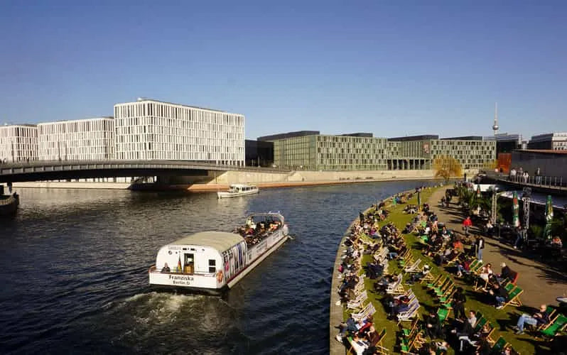 Berlin River Cruise with Live Guide