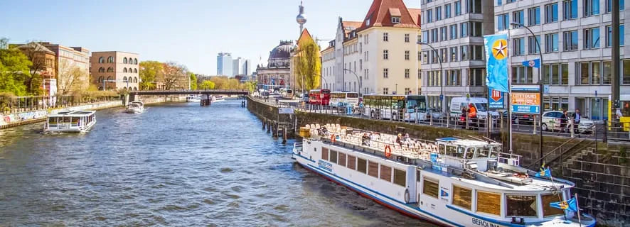 Berlin River Cruise with Live Guide