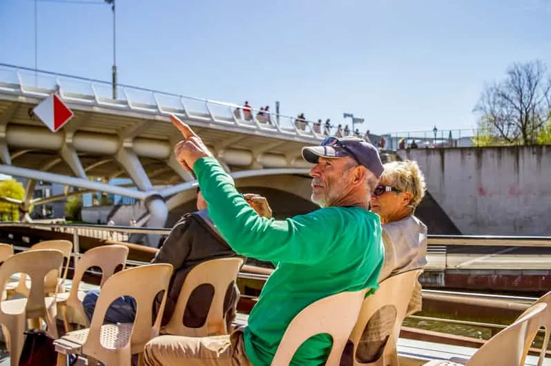 Berlin River Spree Boat Tour with Audio Guide
