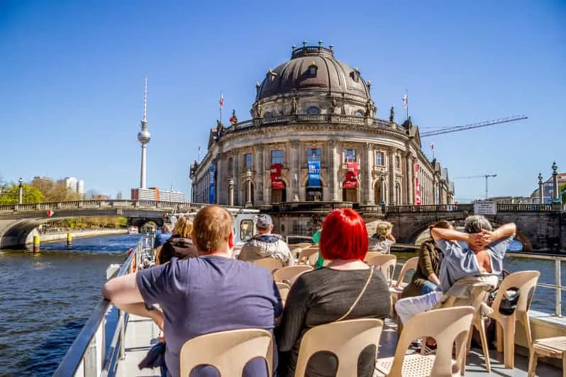 Berlin River Spree Boat Tour with Audio Guide