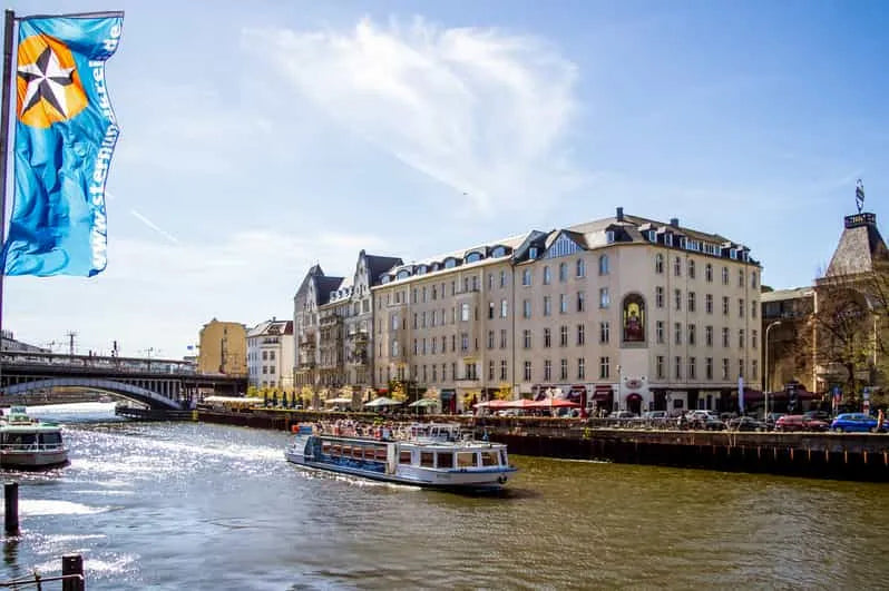 Berlin River Spree Boat Tour with Audio Guide