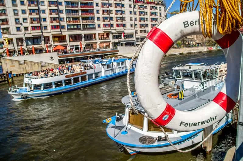 Berlin River Spree Boat Tour with Audio Guide