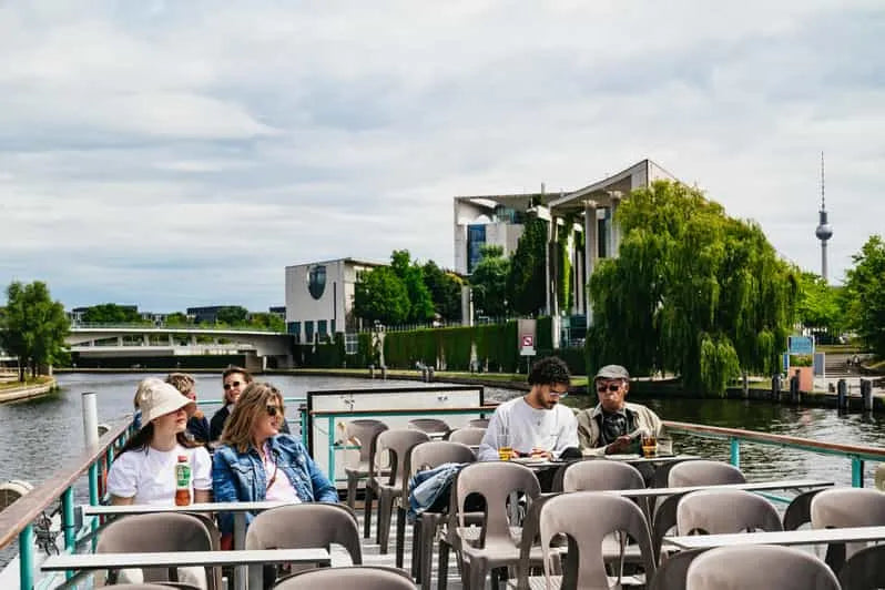 Berlin Sightseeing River Cruise with Audio Guide