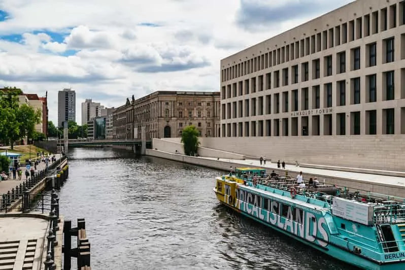Berlin Sightseeing River Cruise with Audio Guide