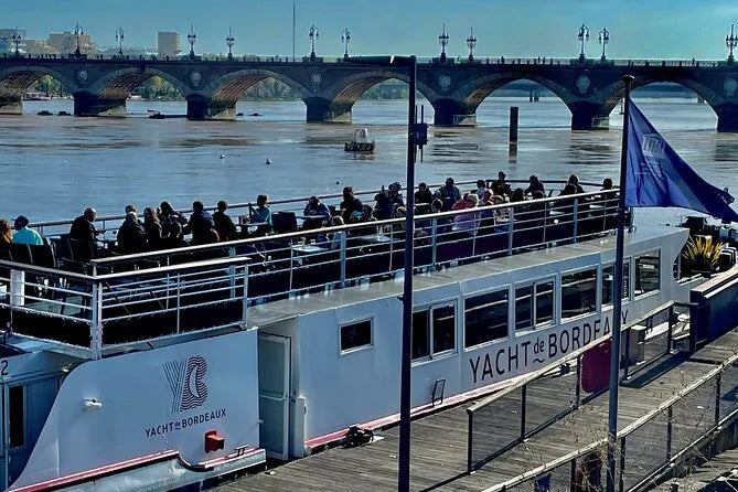 Bordeaux Boat Tour with Wine and Canelé Treats