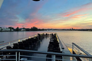 Bordeaux Boat Tour with Wine and Canelé Treats