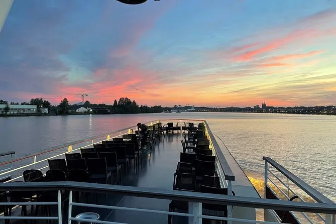 Bordeaux Boat Tour with Wine and Canelé Treats