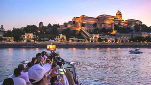 Croisière sur le Danube à Budapest avec boisson de bienvenue et guide audio