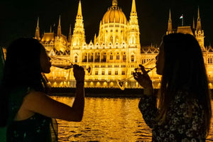 Budapest Romantic Candlelit Dinner Cruise with Live Music (4-Course)