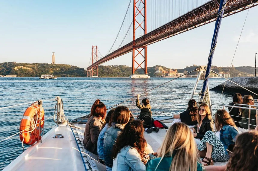 Catamaran Lisbon Boat Tour with Relaxing Sunset Cruise