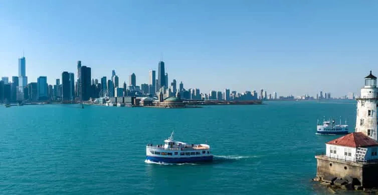 Chicago Michigan Gölü Silueti Tekne Turu ile Sesli Rehber