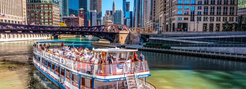 Chicago Michigan Gölü Silueti Tekne Turu ile Sesli Rehber