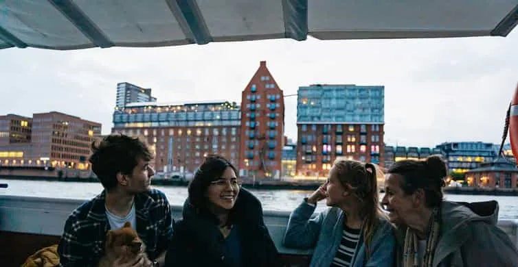 Hamburg Boat Tour with Evening Lights and Harbor Views