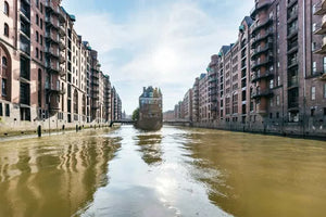 Hamburg Akşam Turu ile Peynir ve Şarap Tadımı