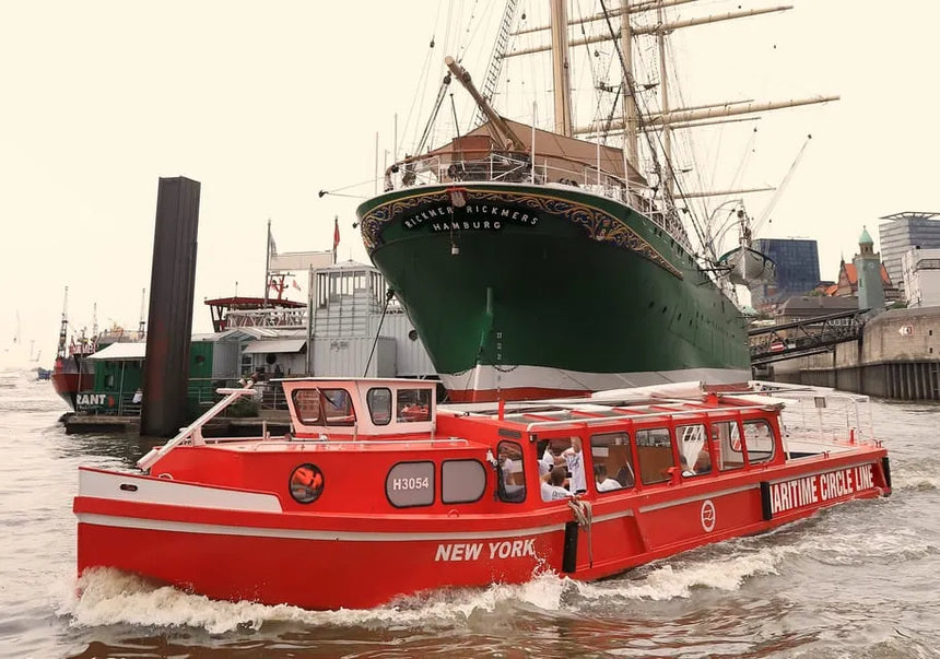 Hop-On Hop-Off Hamburg Boat Tour with Live Commentary