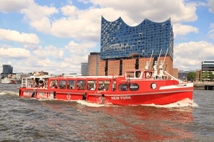 Hop-On Hop-Off Hamburg Boat Tour with Live Commentary