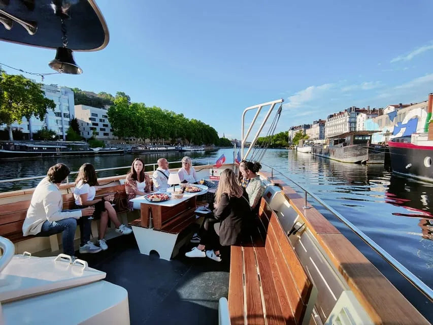 Lyon Boat Tour with Local Cheese and Wine