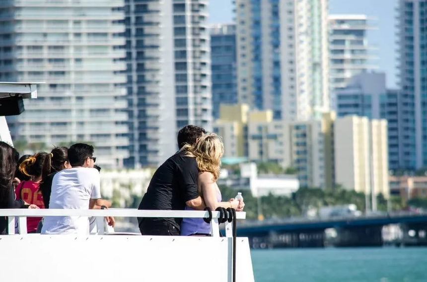 Miami Boat Tour with Biscayne Bay Views and Live Guide