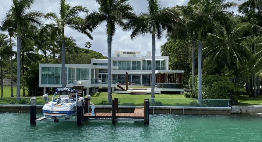 Miami Boat Tour with Mojito Bar and Celebrity Homes