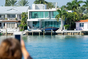 Miami Boat Tour with Mojito Bar and Celebrity Homes