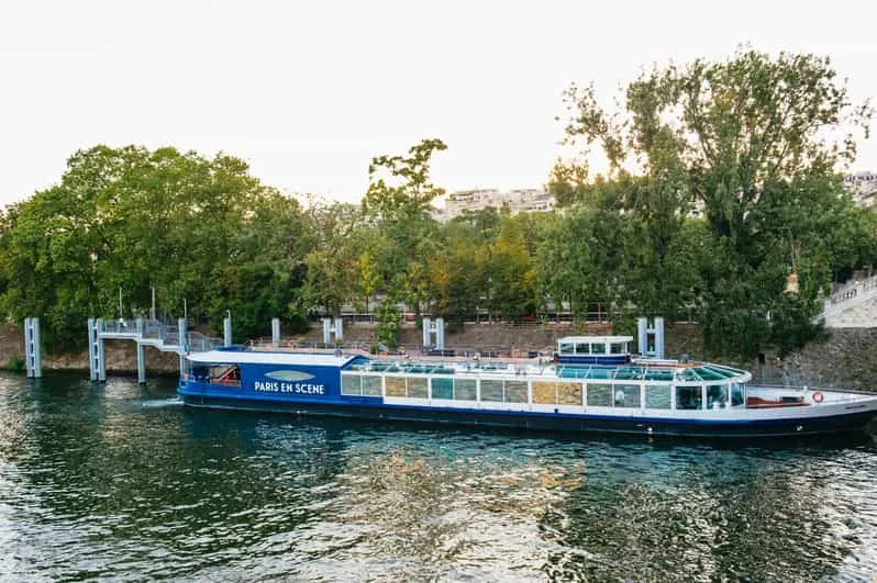 Paris Budget Dinner Cruise with Panoramic Views
