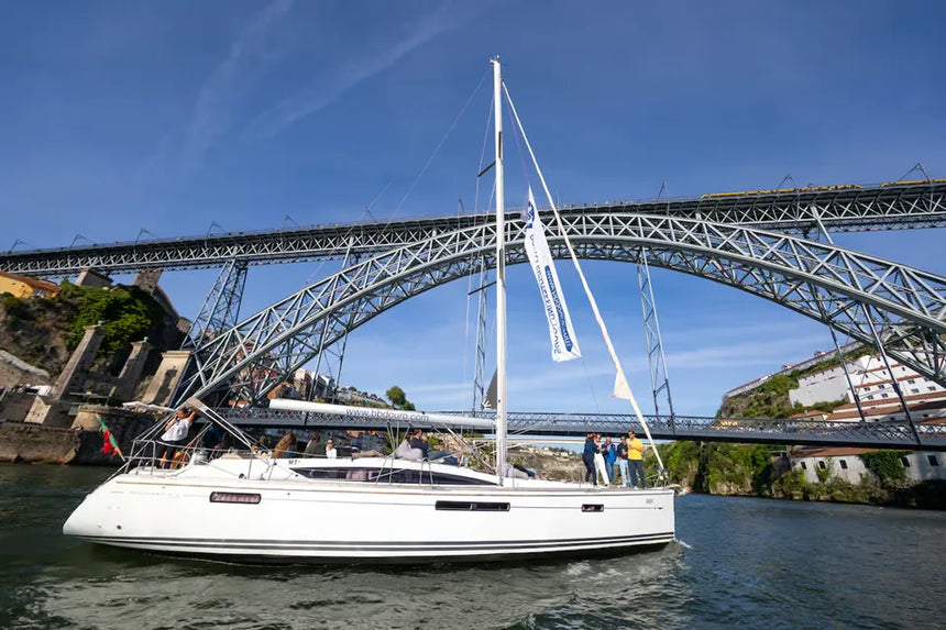 Porto Boat Tour with One Glass of Port Wine and Iconic Bridges