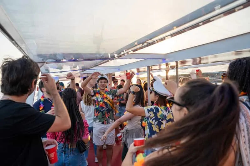 Porto River Boat Tour with Drinks and Sunset Views