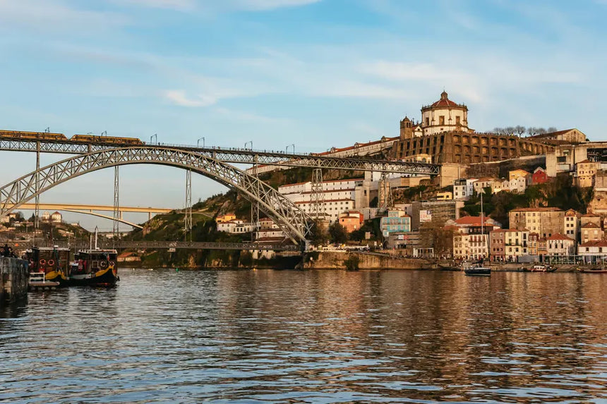 Porto Sightseeing River Cruise with Wine Tasting and Audio Guide