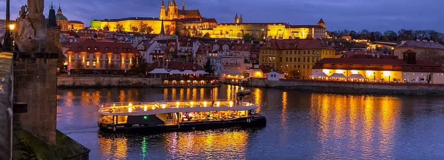 Prague Historical River Tour with Drinks