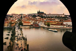 Prag Gece Turu, Açık Büfe Akşam Yemeği ve Canlı Müzik ile