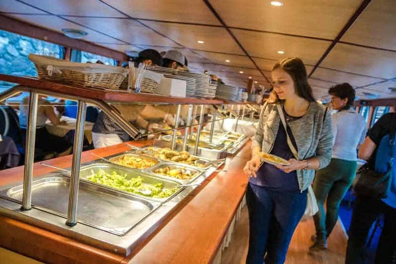 Prague River Cruise with Buffet Dinner and Audio Guide