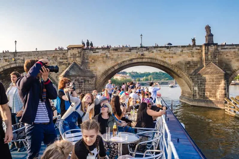 Prague River Cruise with Buffet Dinner and Audio Guide