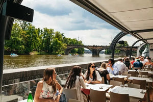 Prag Vltava Nehri Cam Bot Görünümleri ile Öğle Yemeği Turu