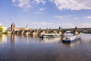 Prag Vltava Nehri Manzara Günü Turu ile Sesli Rehber