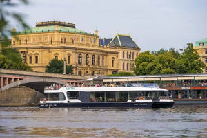 Prag Vltava Nehri Manzara Günü Turu ile Sesli Rehber