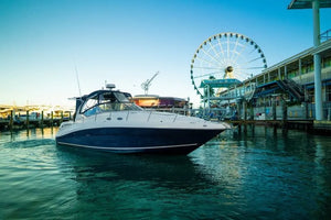 Private Miami Boat Tour with Champagne and Stunning Skyline Views