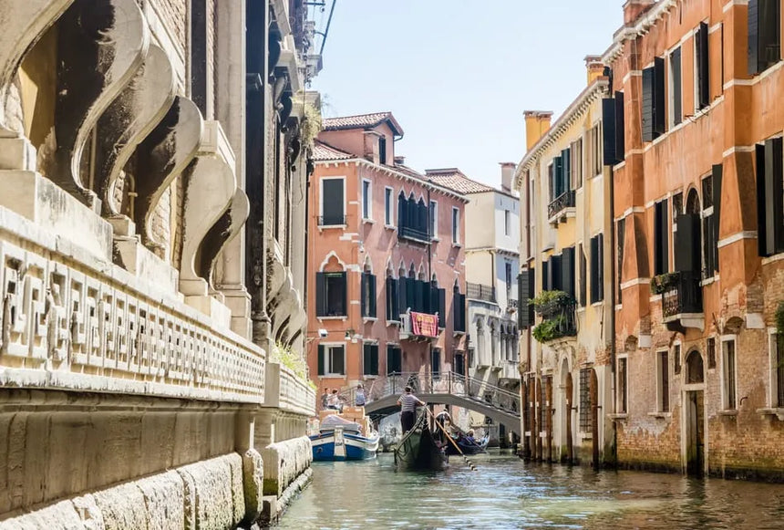 Shared Venice Gondola Ride Along the Grand Canal