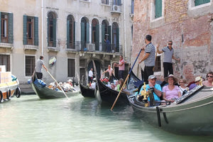 Venice Gondola Ride with Grand Canal and Live Commentary