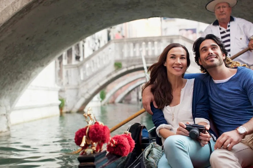 Venice Gondola Ride with Grand Canal and Live Commentary